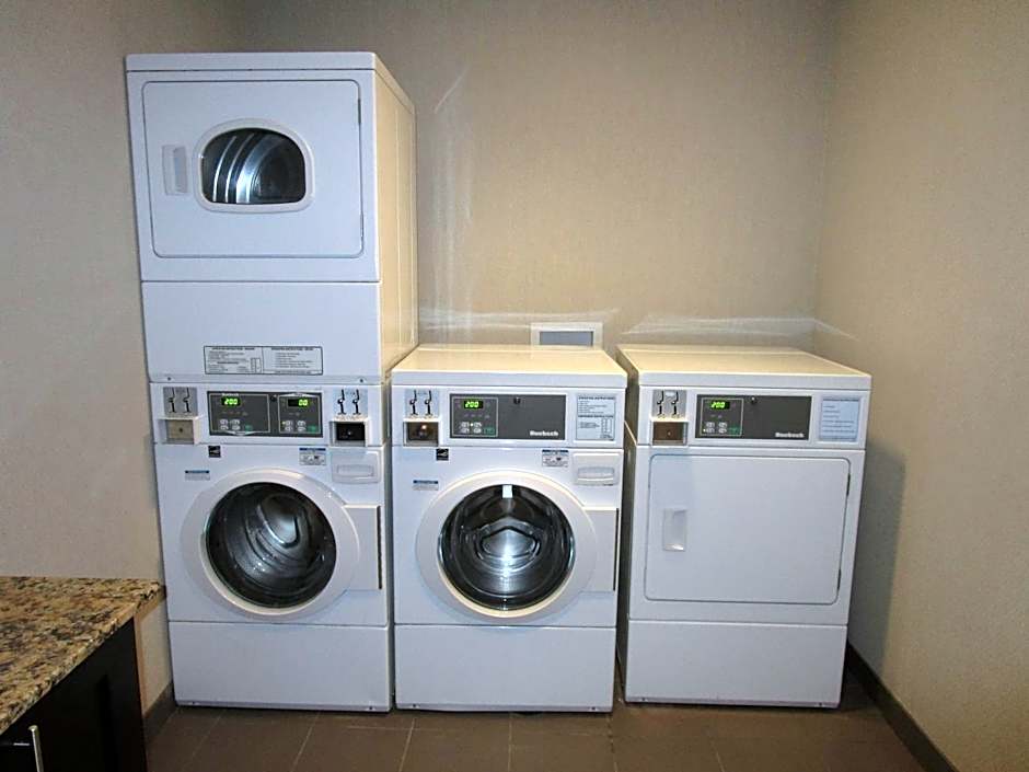 Chateau Inn & Suites Bonnyville