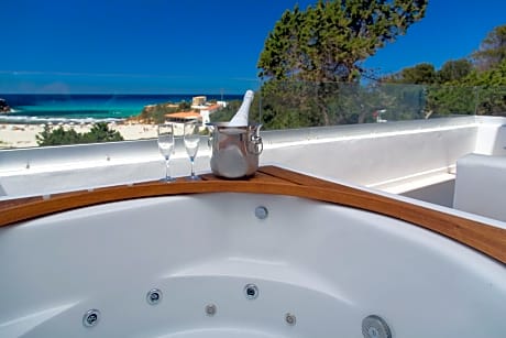Suite, Jetted Tub, Sea View (1 Queen Bed)