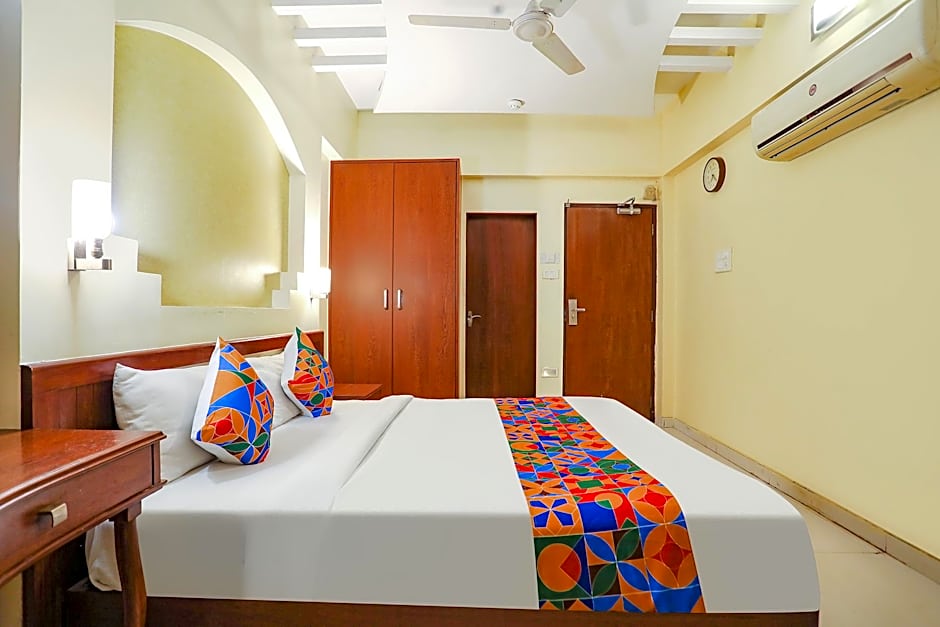 FabHotel Shubhangan - Nr. Bandra