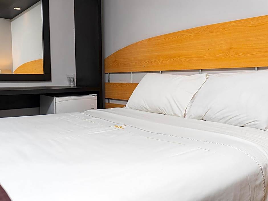 Hotel Ferre Miraflores