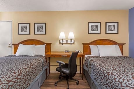 2 Double Beds Non-Smoking