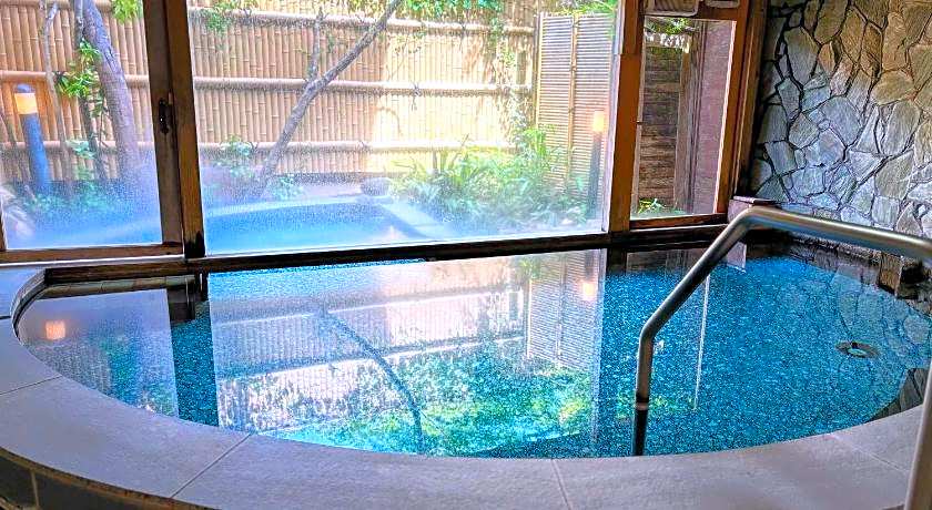 Yufuin Kutsurogi No Yado Nanakawa