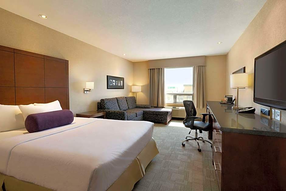 Days Inn by Wyndham Regina Airport West
