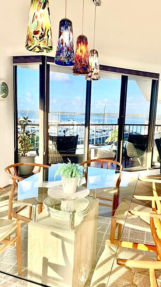 Broadwater Shores Waterfront Apartments