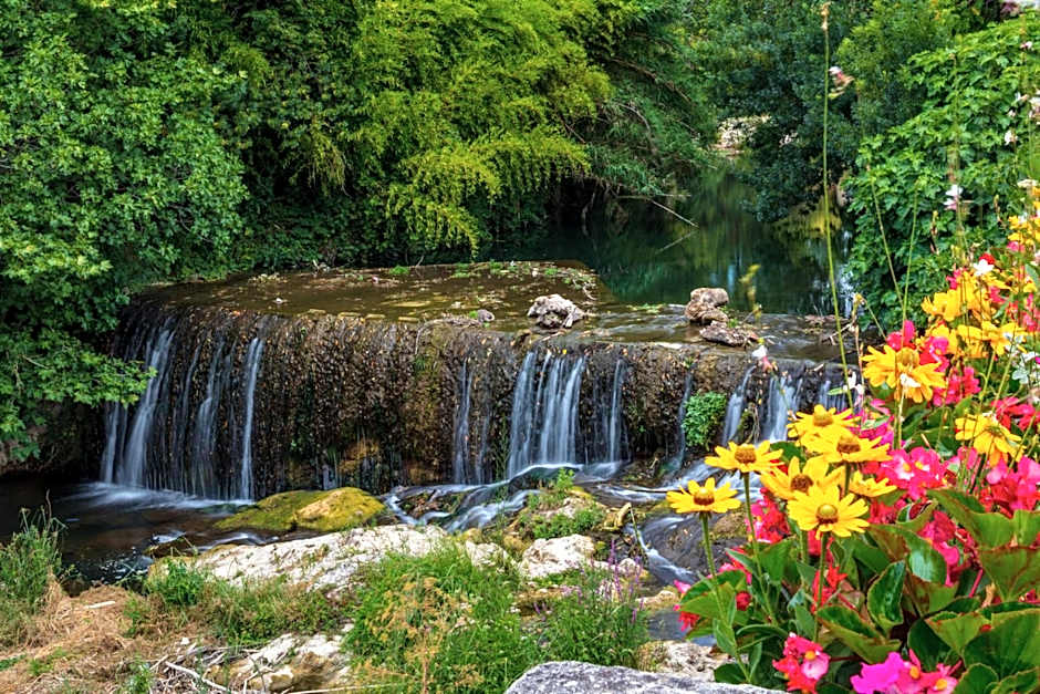 Logis Hotel Noemys pont de l'Etoile