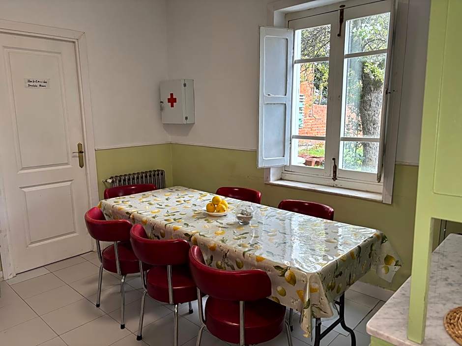 La Casa Verde Albergue - Solo Peregrinos