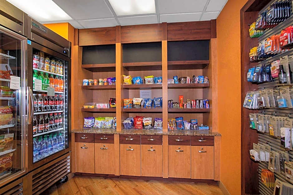 La Quinta Inn & Suites by Wyndham Denver Southwest Lakewood