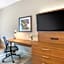 Holiday Inn Express And Suites Ruskin By IHG