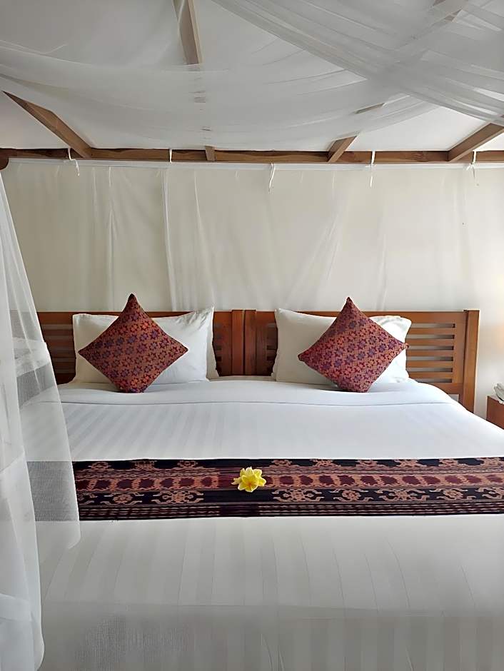 Puri Sari Beach Hotel