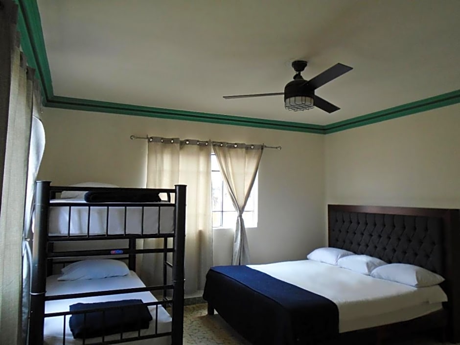 Paulina Youth Hostel