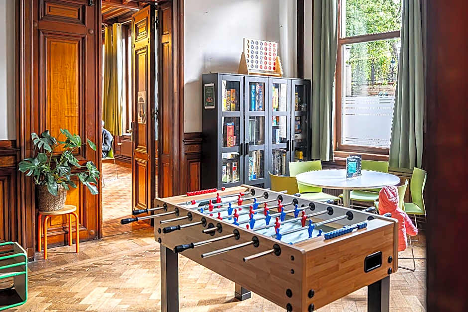 Auberge de Jeunesse de Tournai - Youth Hostel