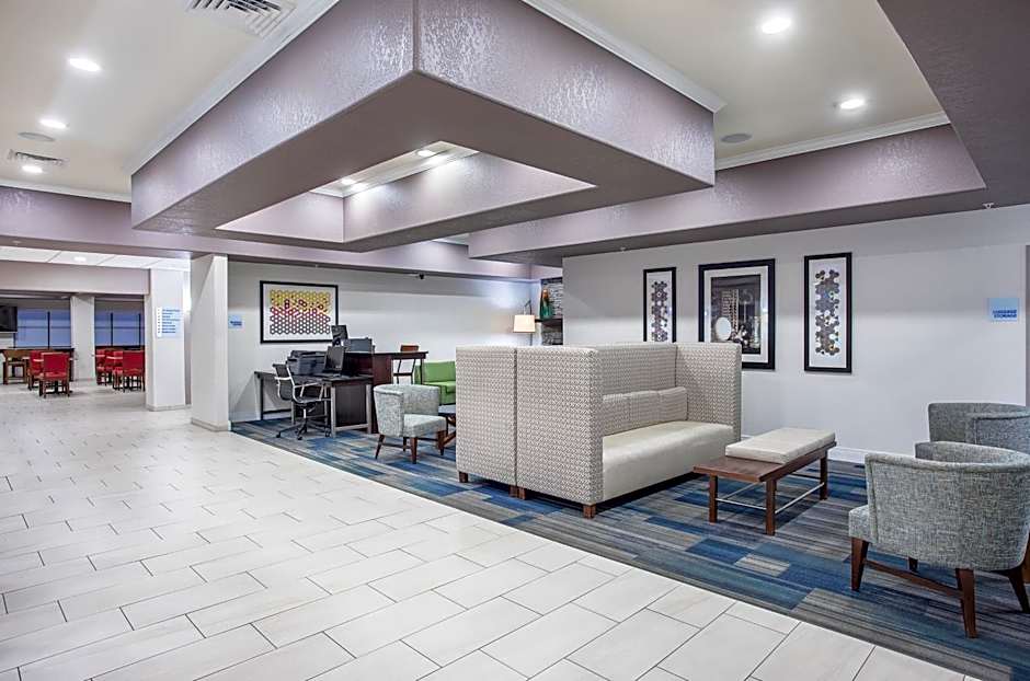 Holiday Inn Express Hotel & Suites Glasgow By IHG