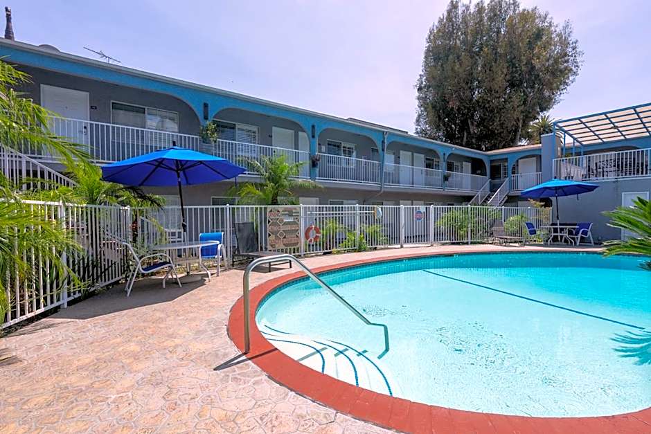Hollywood City Inn