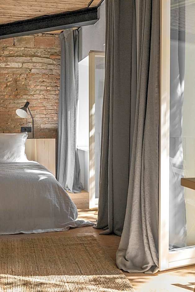 April1550 Boutique Hotel