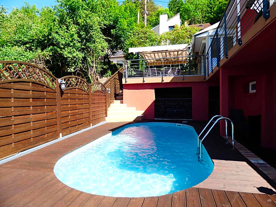 La Colline aux Yeux Doubs