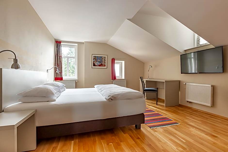 Boutique Hotel SwissHouse