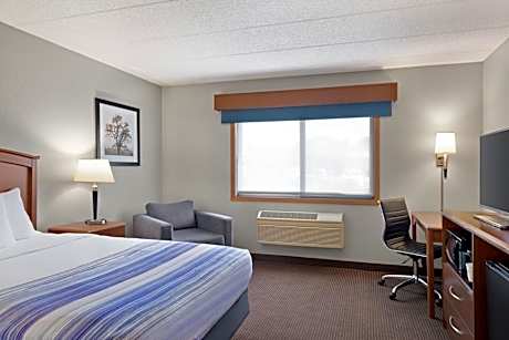 Queen Room - Non-Smoking