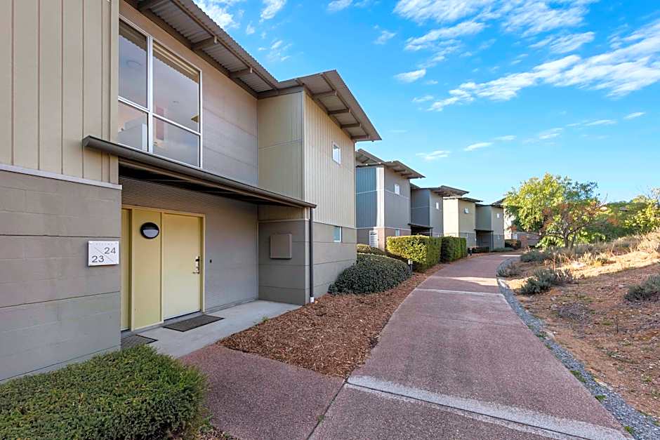 Elysia Wellness Retreat