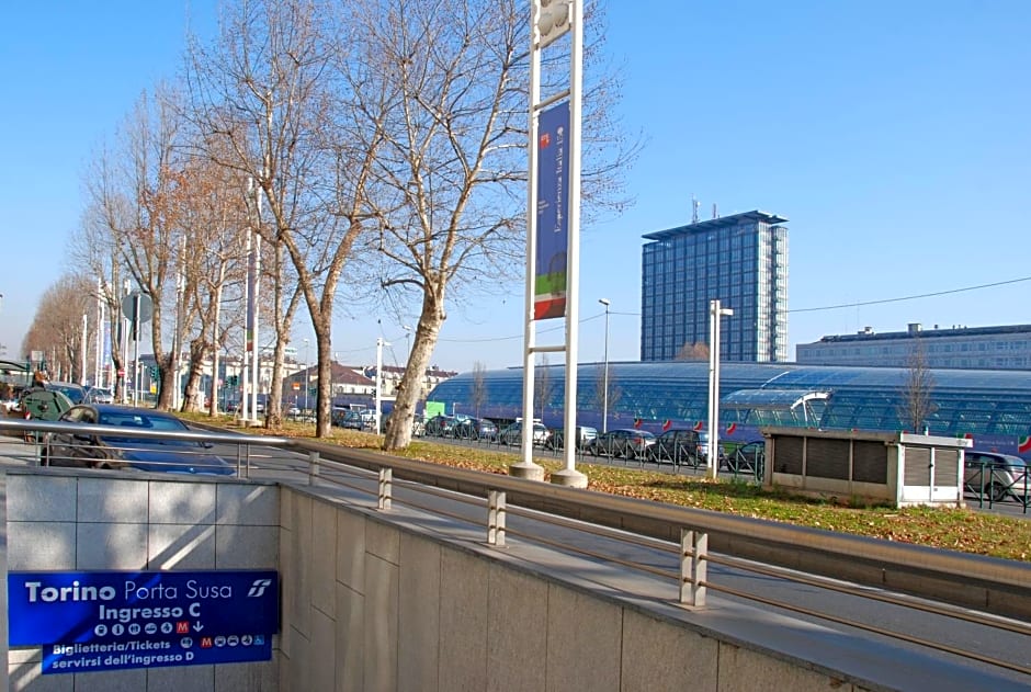 Casa Crema - Stazione Porta Susa - Torino centro