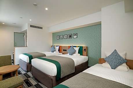 Renewal Superior Triple Room - Non-Smoking
