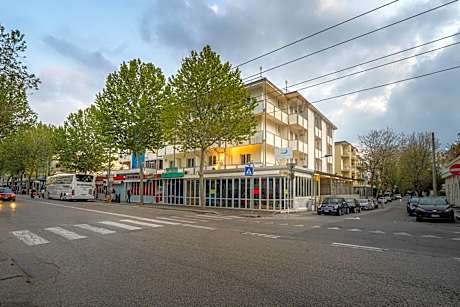 Hotel Sanremo