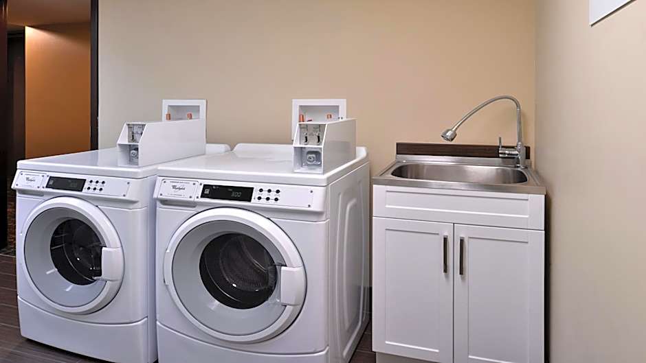 Holiday Inn Hotel & Suites Edmonton Airport Conference Centre By IHG