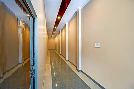 Hotel O LAXMI PALACE