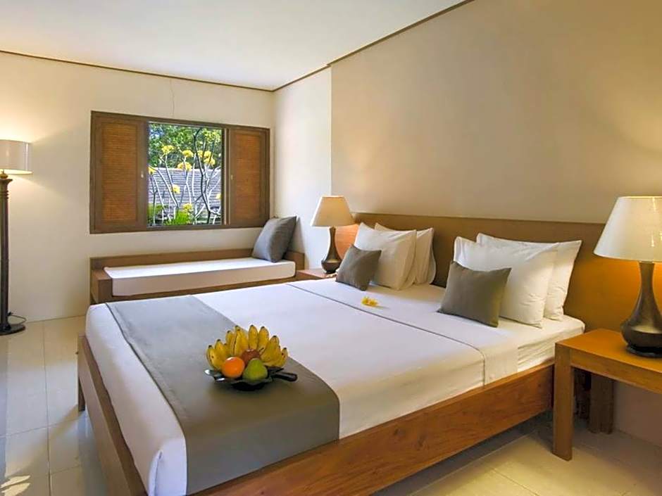 Nyiur Indah Beach Hotel