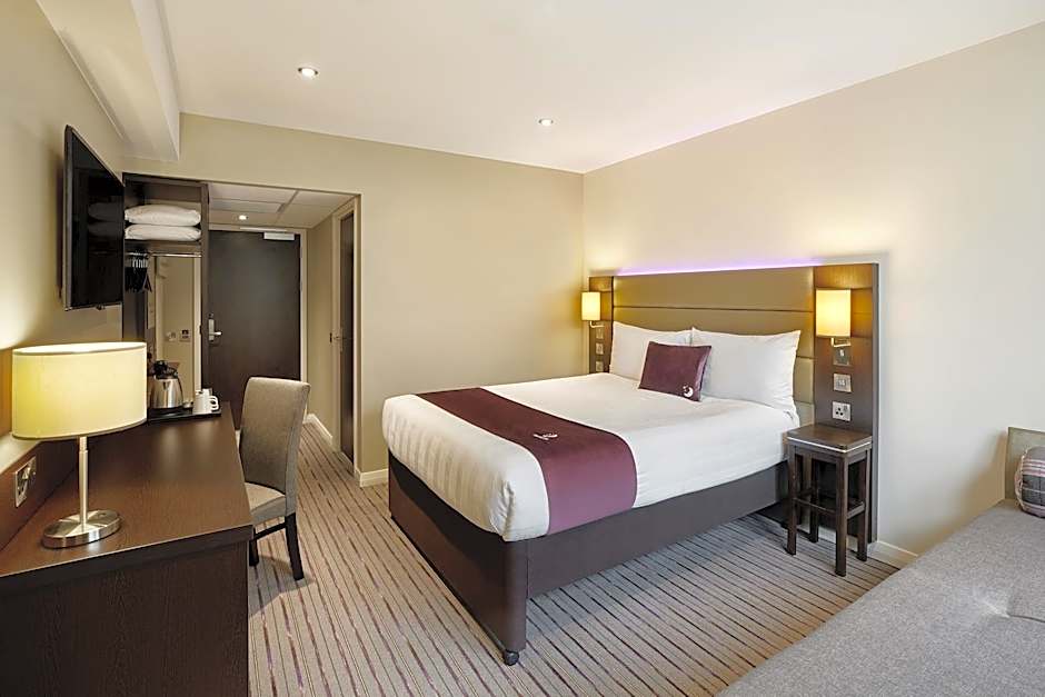 Premier Inn London Docklands - Excel