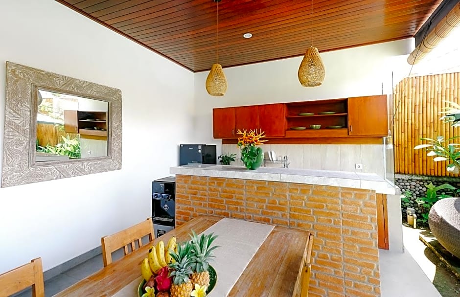 The Lavana Villa Kubu Life Kerobokan Seminyak - 3 Bedroom Villa (Minimum Stay 2 Nights)