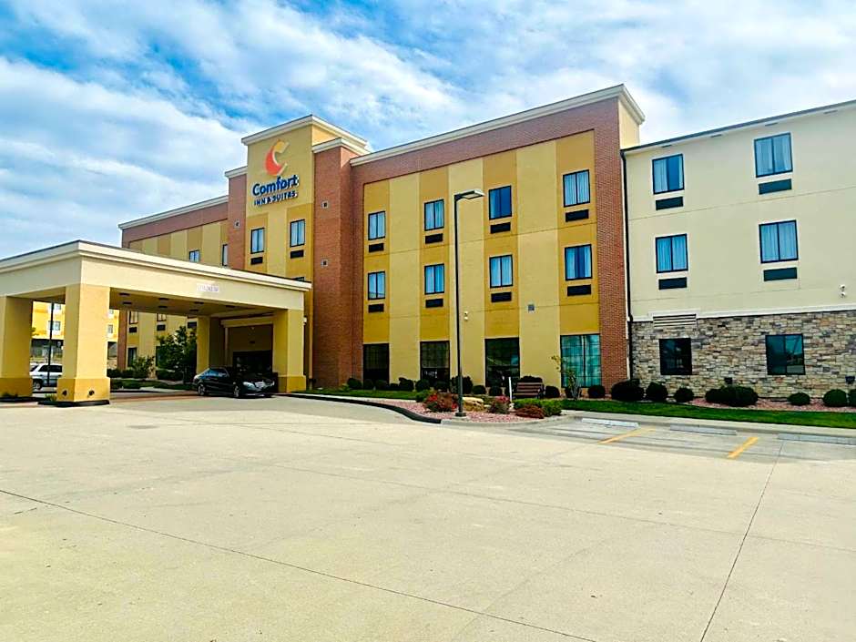 Comfort Inn & Suites Shawnee - Kansas City