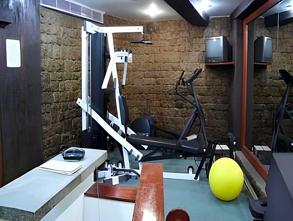 Amrutha Castle Hotel