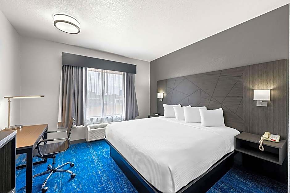 Best Western Palace Inn & Suites