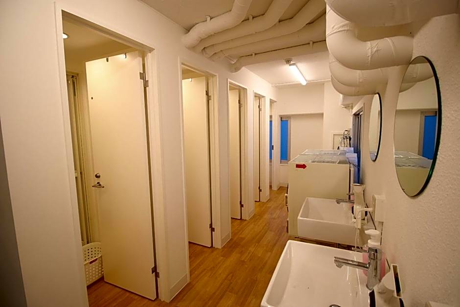 Glocal Nagoya Backpackers Hostel