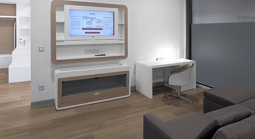 YOTEL Istanbul Airport, City Entrance