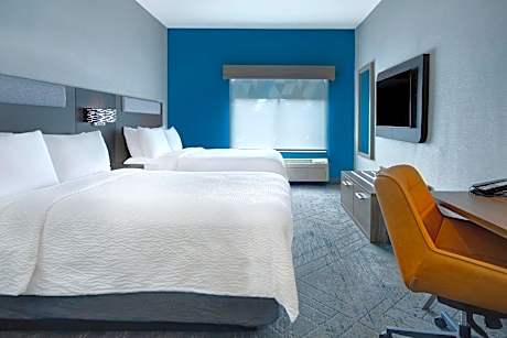 Standard Room with Two Queen Beds