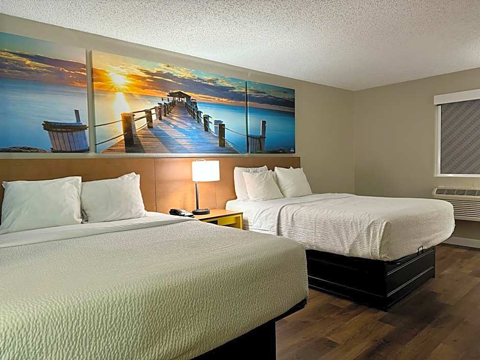 Days Inn by Wyndham Sarasota I-75