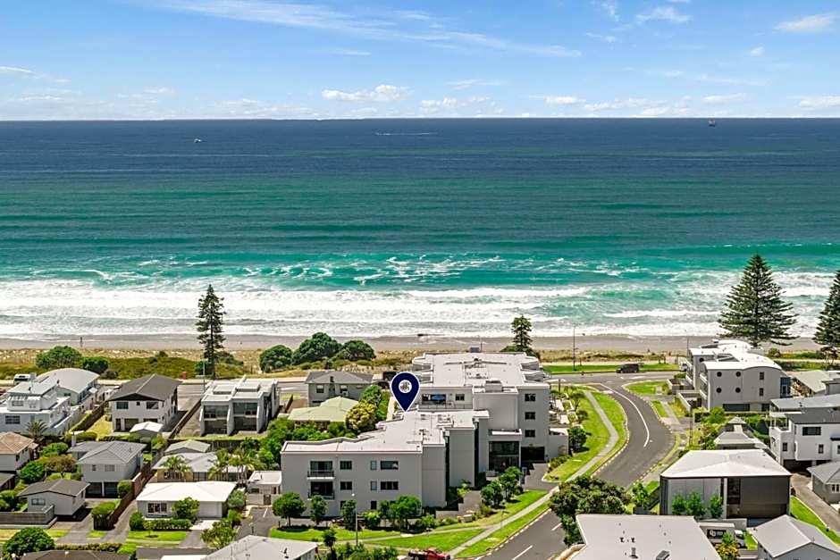 The Reef Beachfront Apartments