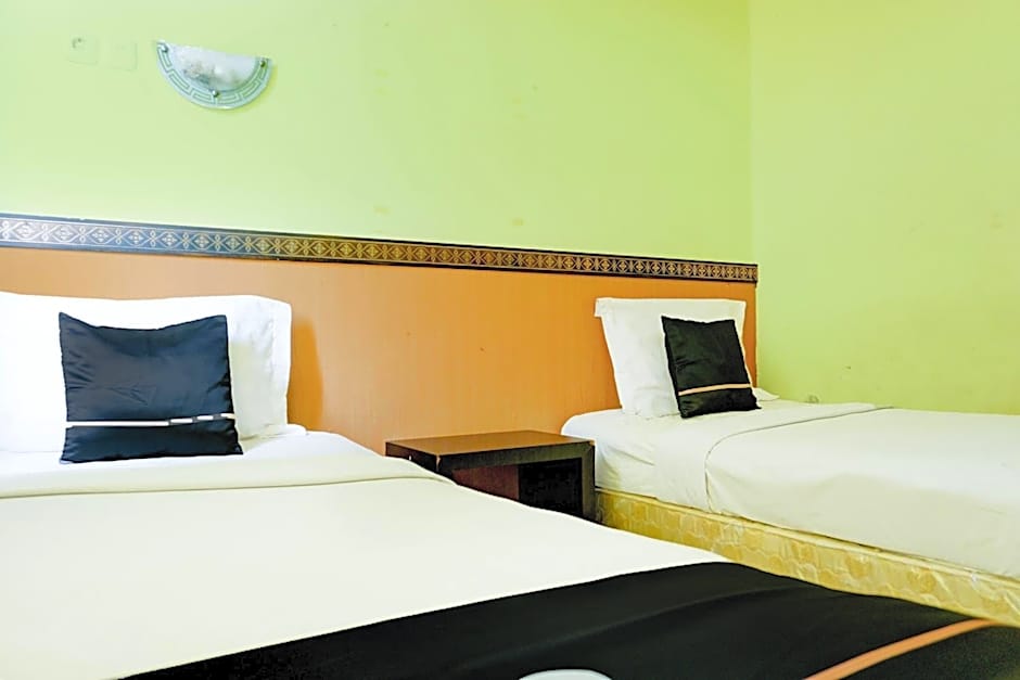 Collection O R.Sukamto Near Palembang Trade Center Mall