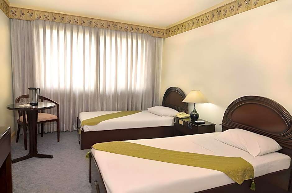 Holiday Plaza Hotel Cebu