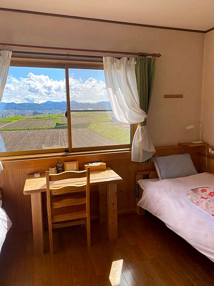 Azumino Backpackers 山の風