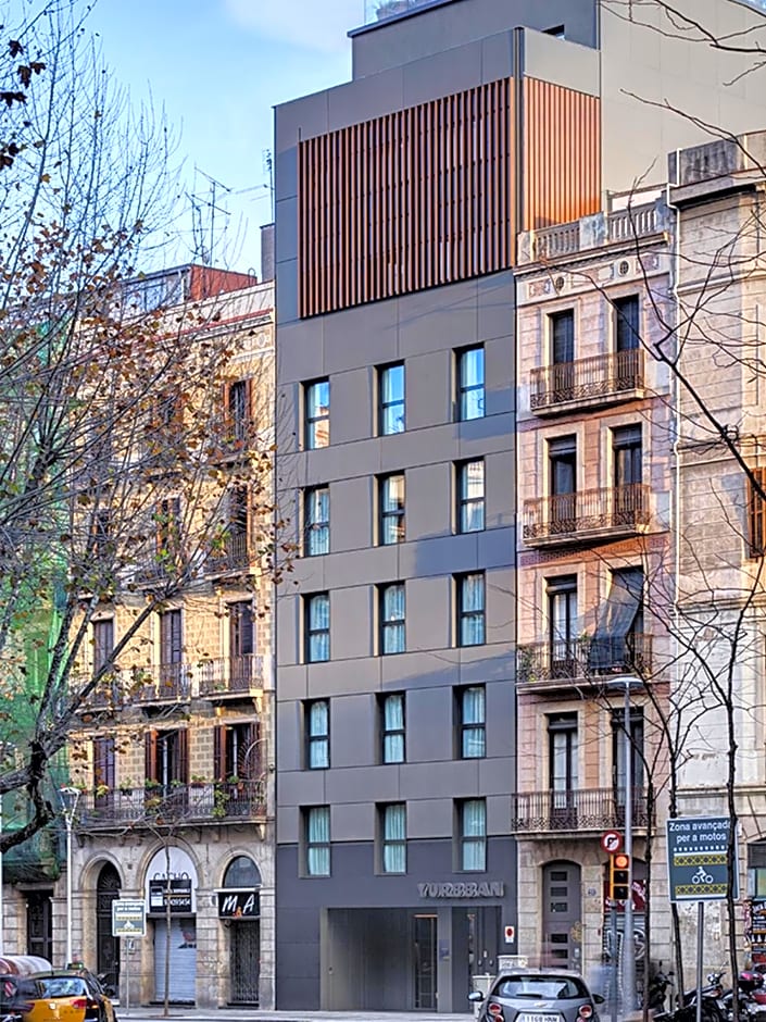 Yurbban Trafalgar Hotel