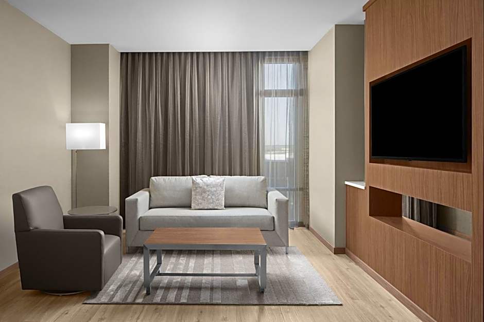 AC Hotel by Marriott Charlotte Ballantyne