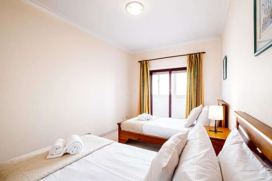 Frente ao Mar - Sea Front - 3 Quartos - wi-fi - Algarve