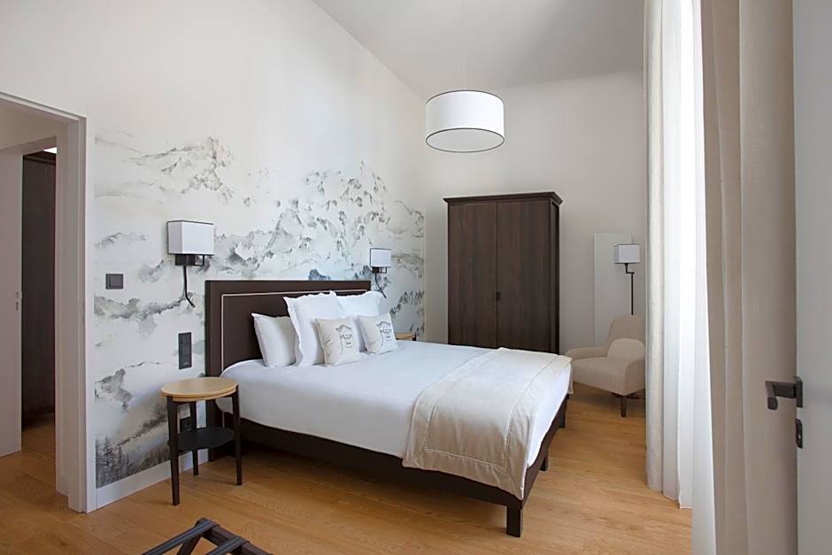 College des Doctrinaires, Hôtel, Résidence et SPA