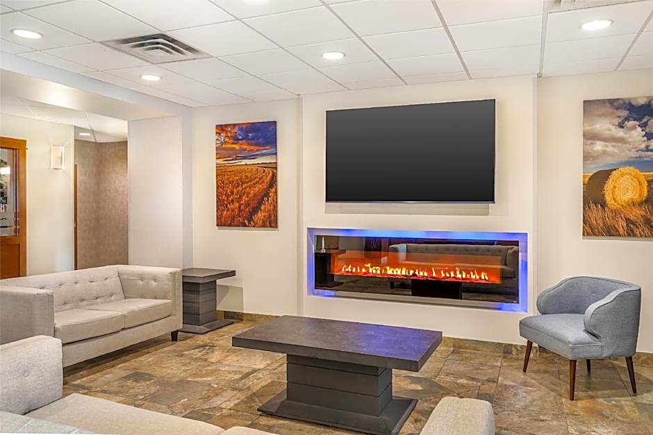 Best Western Plus Service Inn & Suites