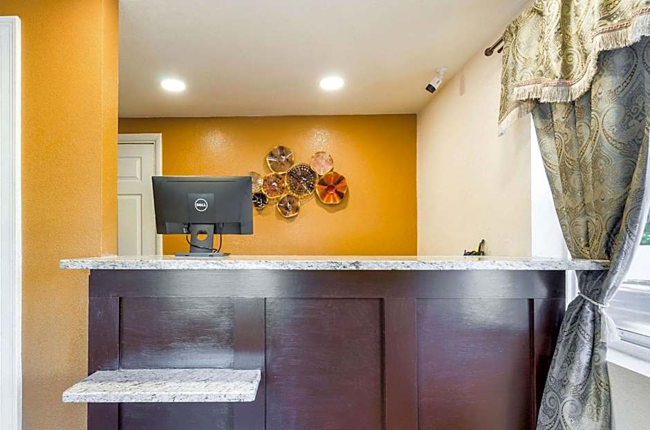 Rodeway Inn Middleboro-Plymouth