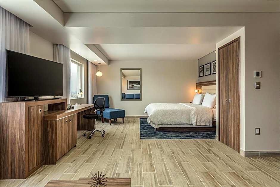Hampton Inn by Hilton Tijuana