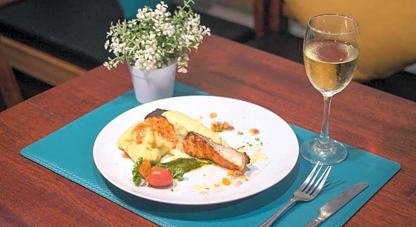 Kamala Beach Residence