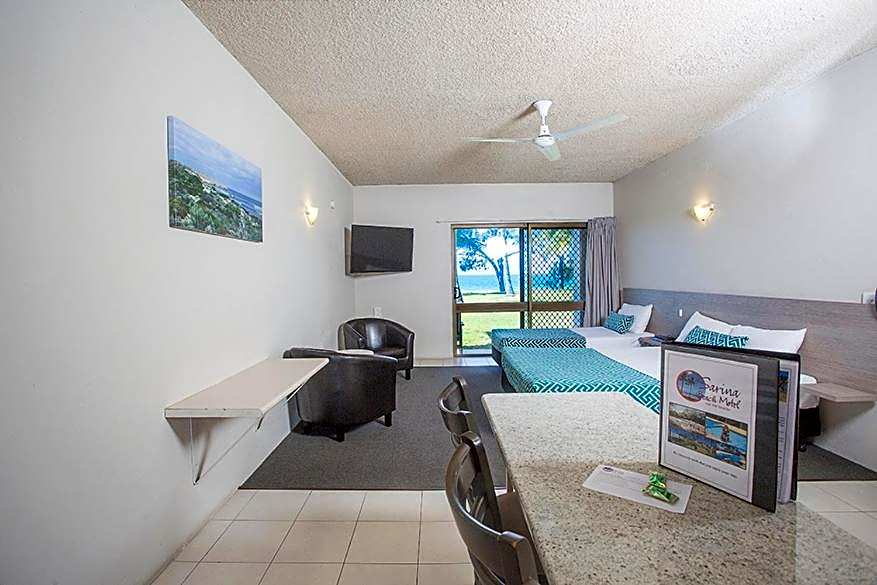 Sarina Beach Motel